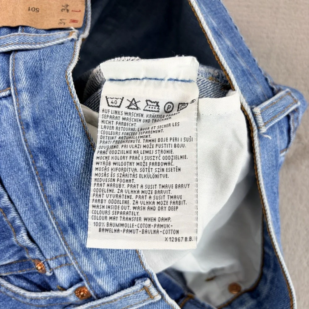 Vintage Levis 501 Jeans Men 30x33 (Tag 31x34) Blue Denim Button Fly Made Hungary